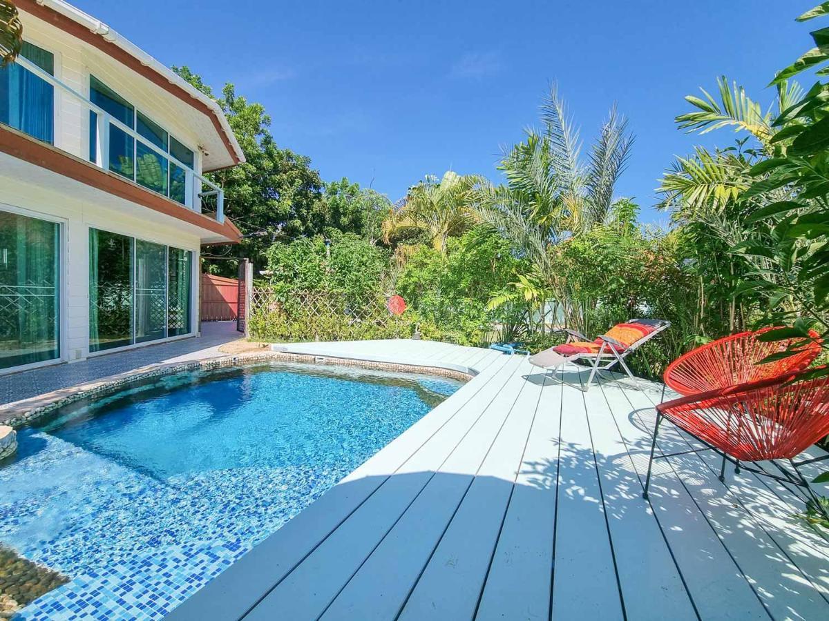 Tina'S Living Paradise - Guesthouses With Private Pool Ban Phe Exteriör bild